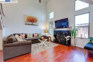 Photo #6: 41025562 Listing