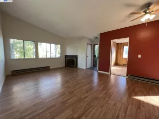 Photo #1: 41025586 Listing