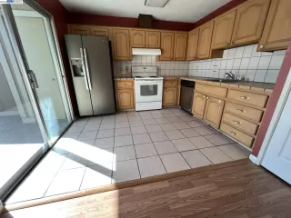 Photo #3: 41025586 Listing