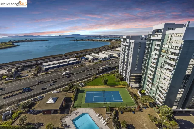 MLS: 41025614 Condo For Sale