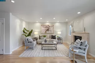 Photo #5: 41025746 Listing 