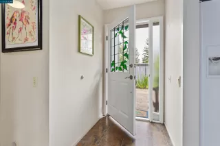 Photo #3: 41025849 Listing