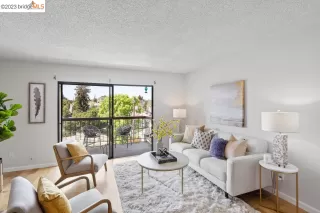 Photo #2: 41025882 Listing