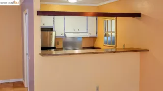 Photo #4: 41025886 Listing