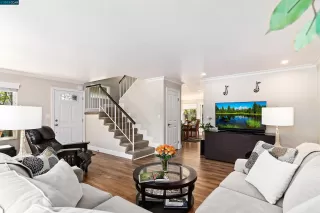 Photo #5: 41025937 Listing