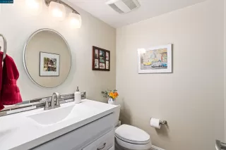 Photo #6: 41025937 Listing