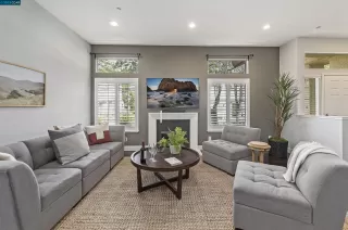 Photo #3: 41025975 Listing