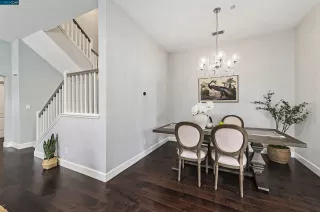 Photo #6: 41025975 Listing