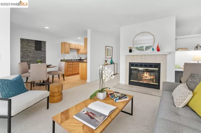 MLS: 41025981 Condo For Sale