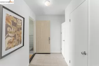 Photo #5: 41025981 Listing