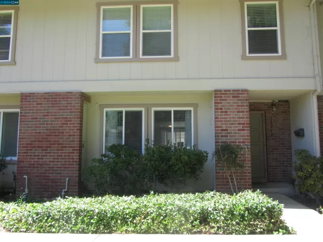 MLS: 41026054 Condo For Sale