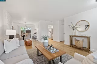 Photo #2: 41026072 Listing