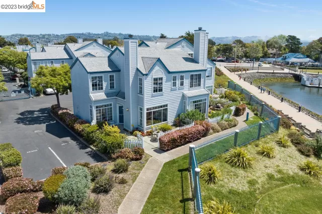 MLS: 41026130 Condo For Sale