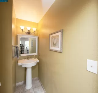 Photo #5: 41026177 Listing