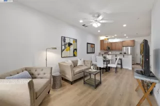 Photo #2: 41026180 Listing 