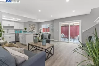 Photo #6: 41026228 Listing 