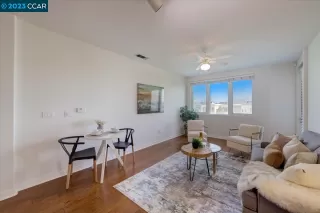 Photo #2: 41026356 Listing