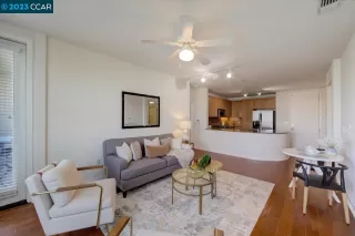 Photo #3: 41026356 Listing