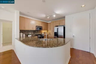 Photo #4: 41026356 Listing