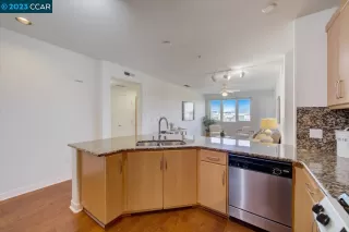 Photo #5: 41026356 Listing