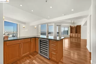 Photo #1: 41026387 Listing