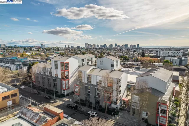 MLS: 41026401 Condo For Sale