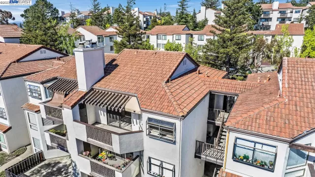 MLS: 41026495 Condo For Sale