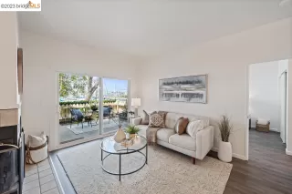 Photo #4: 41026636 Listing