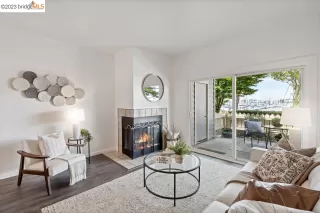 Photo #5: 41026636 Listing