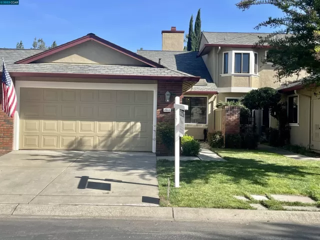 MLS: 41026686 Condo For Sale