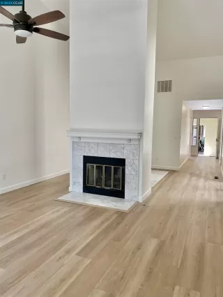 Photo #6: 41026686 Listing