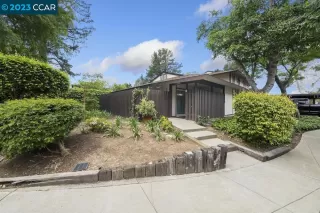 Photo #1: 41026703 Listing