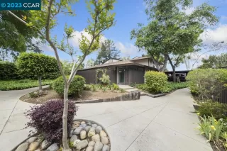 Photo #3: 41026703 Listing
