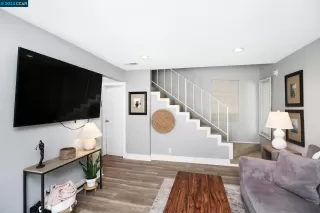 Photo #4: 41026704 Listing 