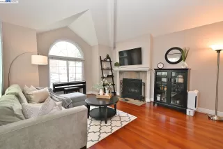 Photo #2: 41026744 Listing