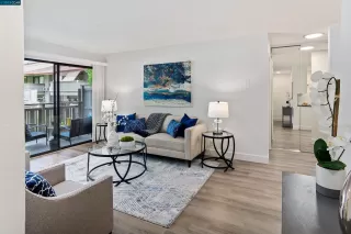 Photo #2: 41026763 Listing