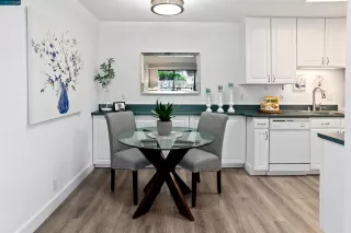 Photo #6: 41026763 Listing