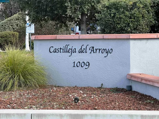 MLS: 41026778 Condo For Sale