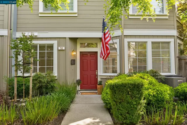 MLS: 41026833 Condo For Sale