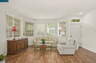 Photo #2: 41026833 Listing 