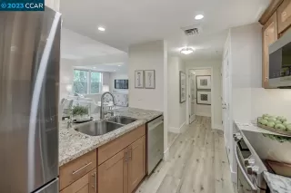 Photo #2: 41026895 Listing