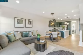 Photo #5: 41026952 Listing