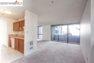 Photo #4: 41026993 Listing