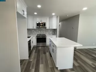 Photo #4: 41027006 Listing