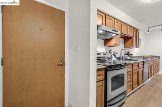 Photo #1: 41027031 Listing 