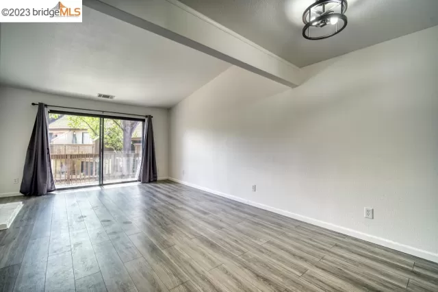 MLS: 41027036 Condo For Sale