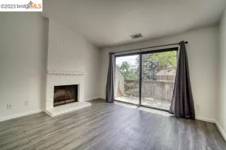 Photo #2: 41027036 Listing 