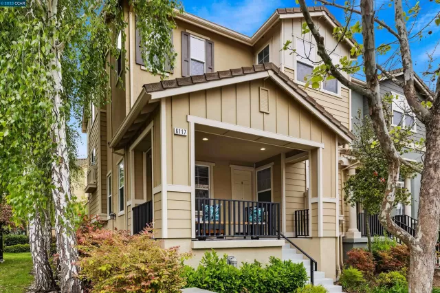 MLS: 41027086 Condo For Sale