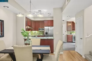 Photo #5: 41027101 Listing
