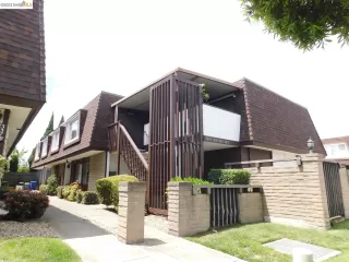 More Details about MLS # 41027109 : 14115 DOOLITTLE DR